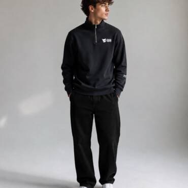 Giving Hope Black Crewneck
